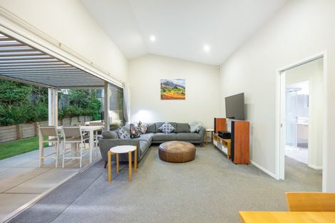 Photo of property in 3 Greenlink Rise, Long Bay, Auckland, 0630