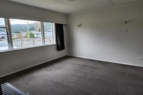 Photo of property in 73 Fraser Street, Wainuiomata, Lower Hutt, 5014