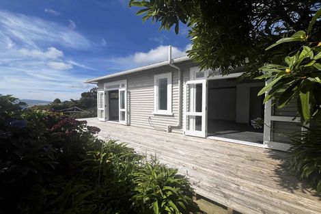 Photo of property in 19 Highbury Crescent, Aro Valley, Wellington, 6012