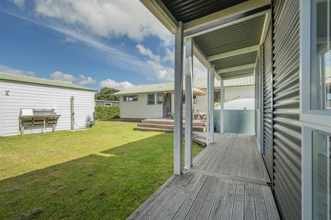 Photo of property in 23 Hawk Hill Crescent, Cooks Beach, Whitianga, 3591