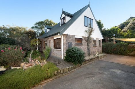 Photo of property in 17 Pokapu Place, Bethlehem, Tauranga, 3110