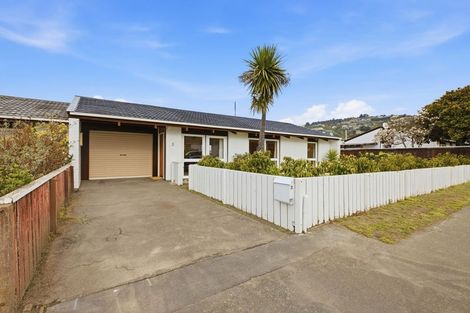 Photo of property in 3 Raekura Place, Redcliffs, Christchurch, 8081