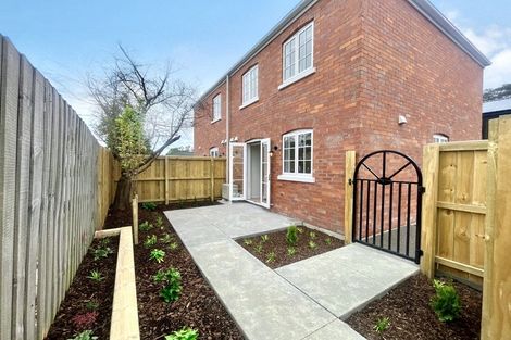 Photo of property in 2/41 York Street, Hamilton East, Hamilton, 3216