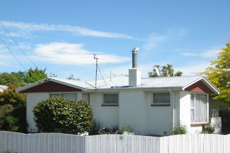 Photo of property in 16 Wingate Street, Redwood, Christchurch, 8051