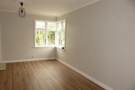 Photo of property in 81 Moorefield Road, Johnsonville, Wellington, 6037