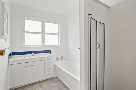 Photo of property in 342 Inland North Road, Tikorangi, Waitara, 4383