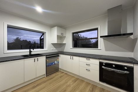 Photo of property in 2-2a Howell Avenue, Riverlea, Hamilton, 3216