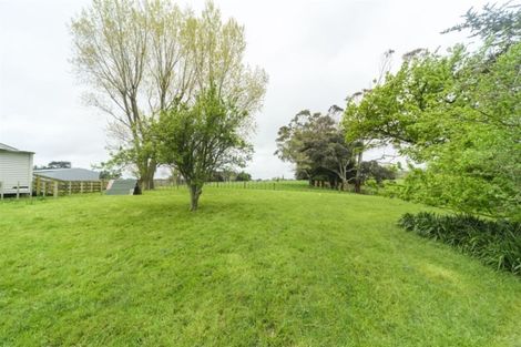 Photo of property in 1387 Colyton Road, Ashhurst, Palmerston North, 4470