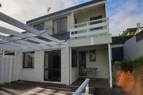 Photo of property in 6 Lilford Place, Half Moon Bay, Auckland, 2012