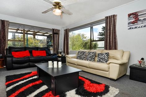 Photo of property in 18 Elvira Place, Ranui, Auckland, 0612