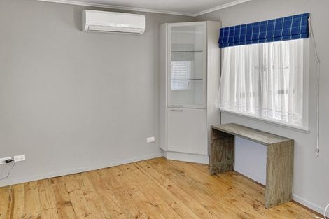 Photo of property in 173 Vipond Road, Stanmore Bay, Whangaparaoa, 0932