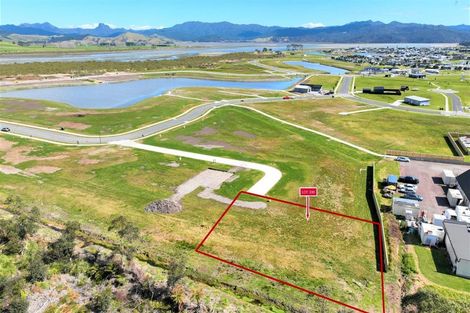 Photo of property in 106 Karearea Way, Matarangi, 3592