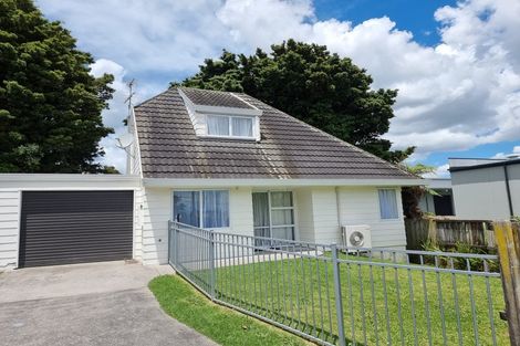 Photo of property in 2/7 Beach Road, Takanini, 2112