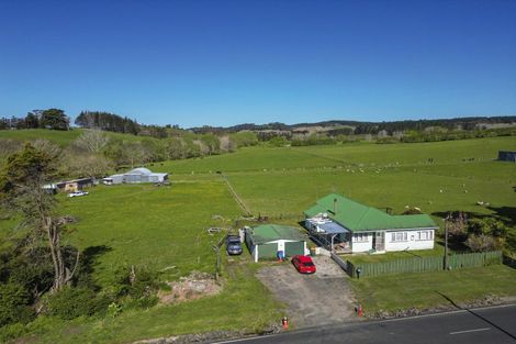 Photo of property in 219 Forestry Road, Waitoki, Kaukapakapa, 0871