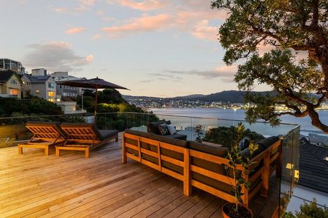 Photo of property in 2 Maida Vale Road, Roseneath, Wellington, 6011