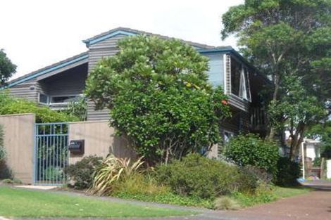 Photo of property in 1/34 Rothesay Bay Road, Rothesay Bay, Auckland, 0630