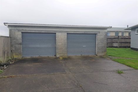 Photo of property in 187 Omata Road, Blagdon, New Plymouth, 4310