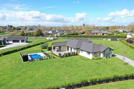 Photo of property in 4 Oakwood Place, Tamahere, Hamilton, 3283