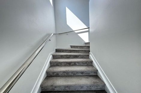 Photo of property in 9a Pukeroa Place, Papakura, 2110