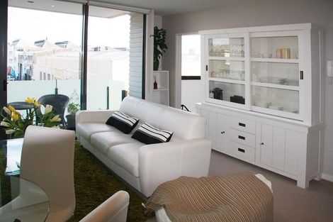 Photo of property in Halsey Apartments At Lighter Quay, 514/77 Halsey Street, Auckland Central, Auckland, 1010