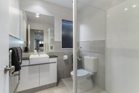 Photo of property in 16 Springcrest Drive, Karaka, Papakura, 2113