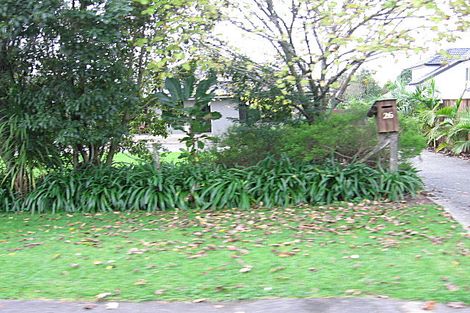 Photo of property in 2 Manon Crescent, Greenhithe, Auckland, 0632