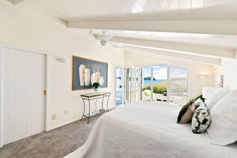 Photo of property in 9a Holiday Road, Milford, Auckland, 0620
