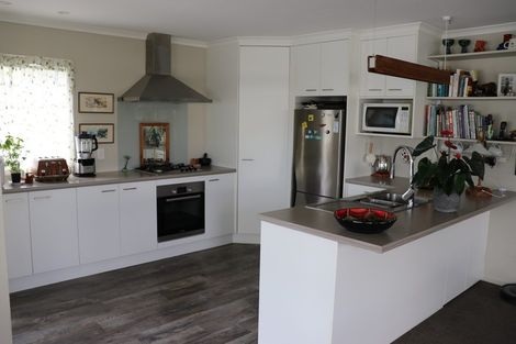 Photo of property in 101a Randwick Crescent, Moera, Lower Hutt, 5010