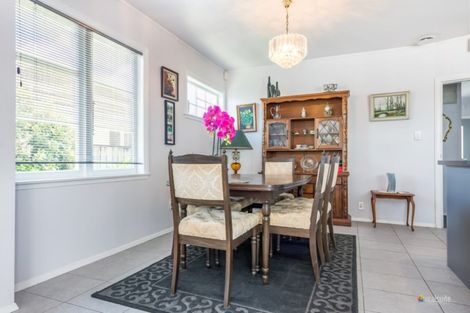 Photo of property in 33 Fairfield Avenue, Fairfield, Lower Hutt, 5011