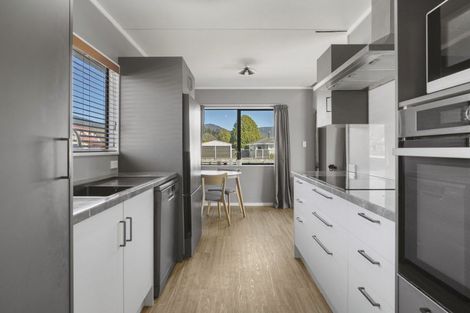 Photo of property in 68 Rangiamohia Road, Turangi, 3334