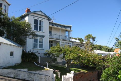 Photo of property in 25 Shannon Street, Mount Victoria, Wellington, 6011