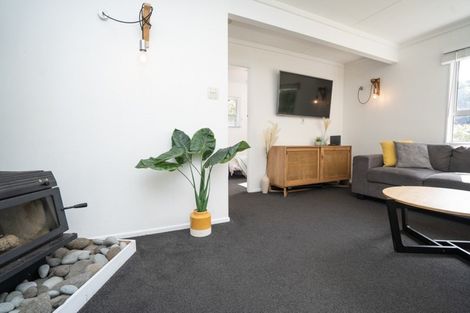 Photo of property in 8 Elizabeth Place, Ferndale, New Plymouth, 4310