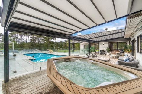 Photo of property in 16 Collings Drive, Lucas Heights, Albany, 0793