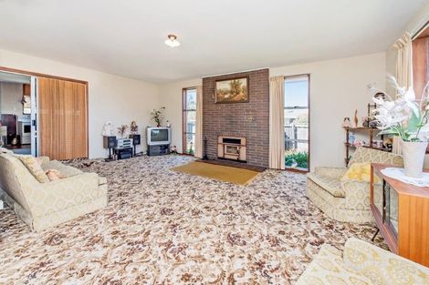 Photo of property in 1 Taiaroa Place, Southbridge, 7602