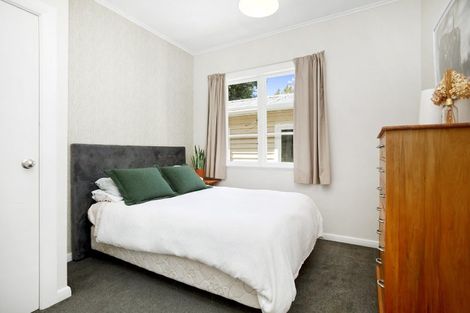 Photo of property in 19 Naenae Road, Naenae, Lower Hutt, 5011