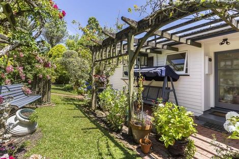 Photo of property in 7 Dallow Place, Henderson, Auckland, 0612