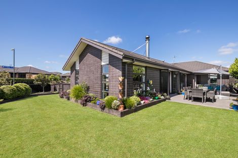 Photo of property in 2 Mirabell Place, Patumahoe, Pukekohe, 2679