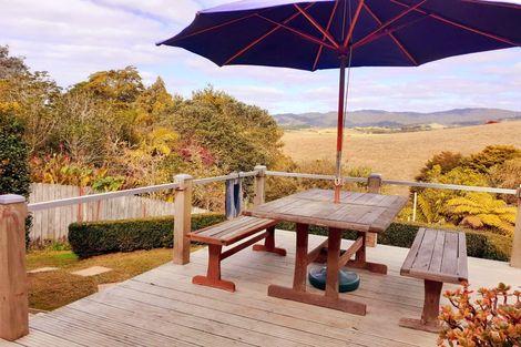 Photo of property in 46 Bays Road, Orere Point, Papakura, 2585