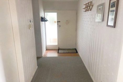 Photo of property in 77 Baylands Drive, Newlands, Wellington, 6037