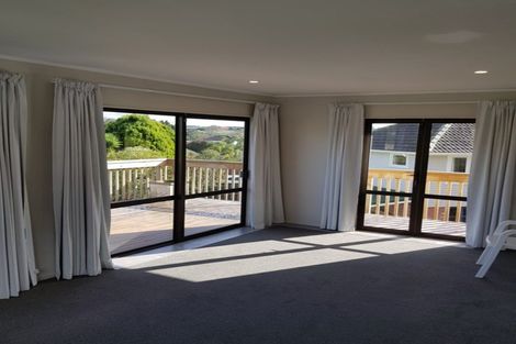 Photo of property in 133a Vodanovich Road, Te Atatu South, Auckland, 0610