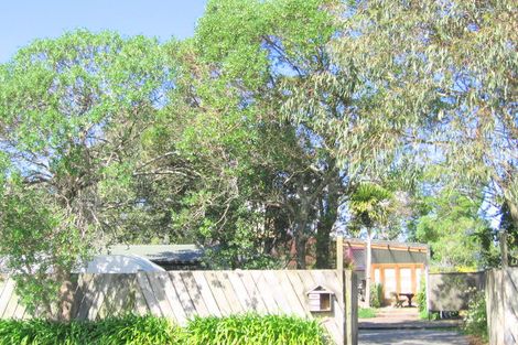 Photo of property in 98 Simpson Road, Papamoa Beach, Papamoa, 3118