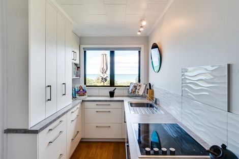 Photo of property in 190 Whirinaki Road, Eskdale, Napier, 4182