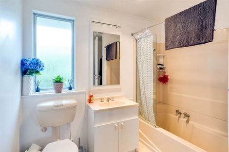 Photo of property in 4 Otatara Road, Taradale, Napier, 4112