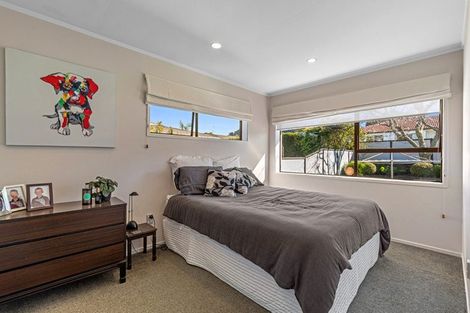 Photo of property in 137 Stapleford Crescent, Browns Bay, Auckland, 0630