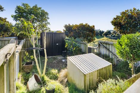Photo of property in 28 Pararewa Drive, Whalers Gate, New Plymouth, 4310