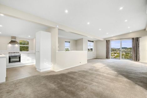 Photo of property in 7a Shortland Street, Khandallah, Wellington, 6035