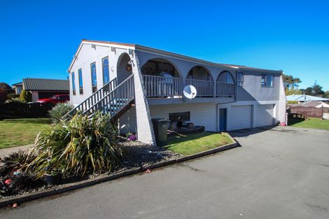 Photo of property in 30 Leven Street, South Hill, Oamaru, 9400