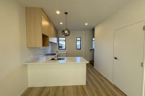 Photo of property in 7 Paetai Lane, Te Atatu Peninsula, Auckland, 0610