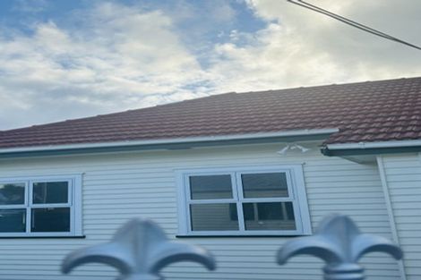 Photo of property in 33 Earlsworth Road, Mangere East, Auckland, 2024