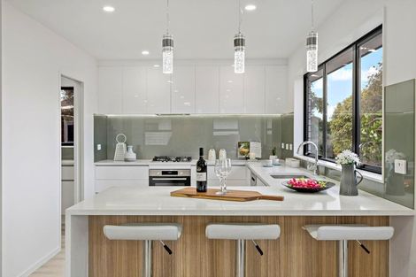 Photo of property in 11 Tawapou Close, Massey, Auckland, 0614